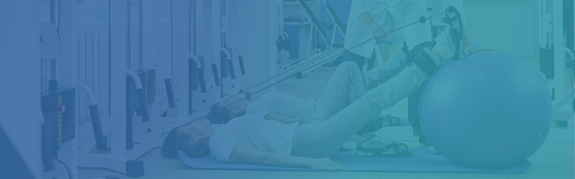 Dones fent rehabilitació muscular