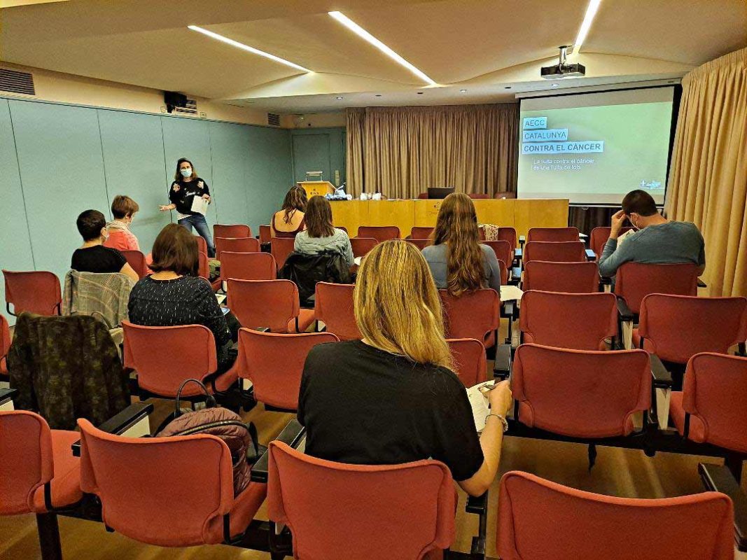 AECC Girona Talk: “Physiotherapy in Mastectomy”